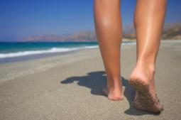 Naturally defoliating the feet